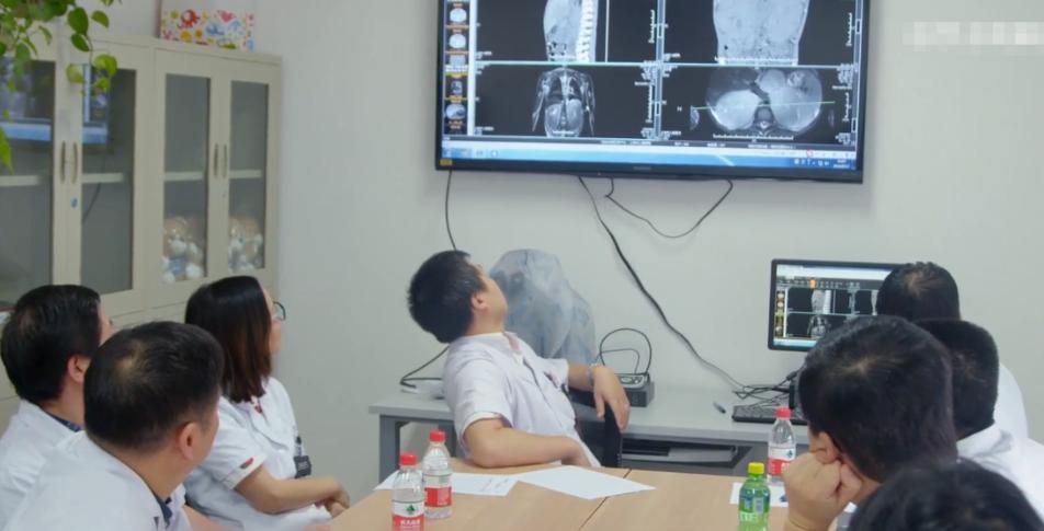 浙江5岁儿童脚部突然水肿，住院后却查出肾衰竭，医生如何救治？