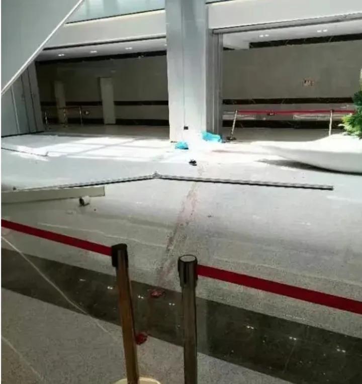 什么是提振经济和提高老百姓爱国热情的好方法？