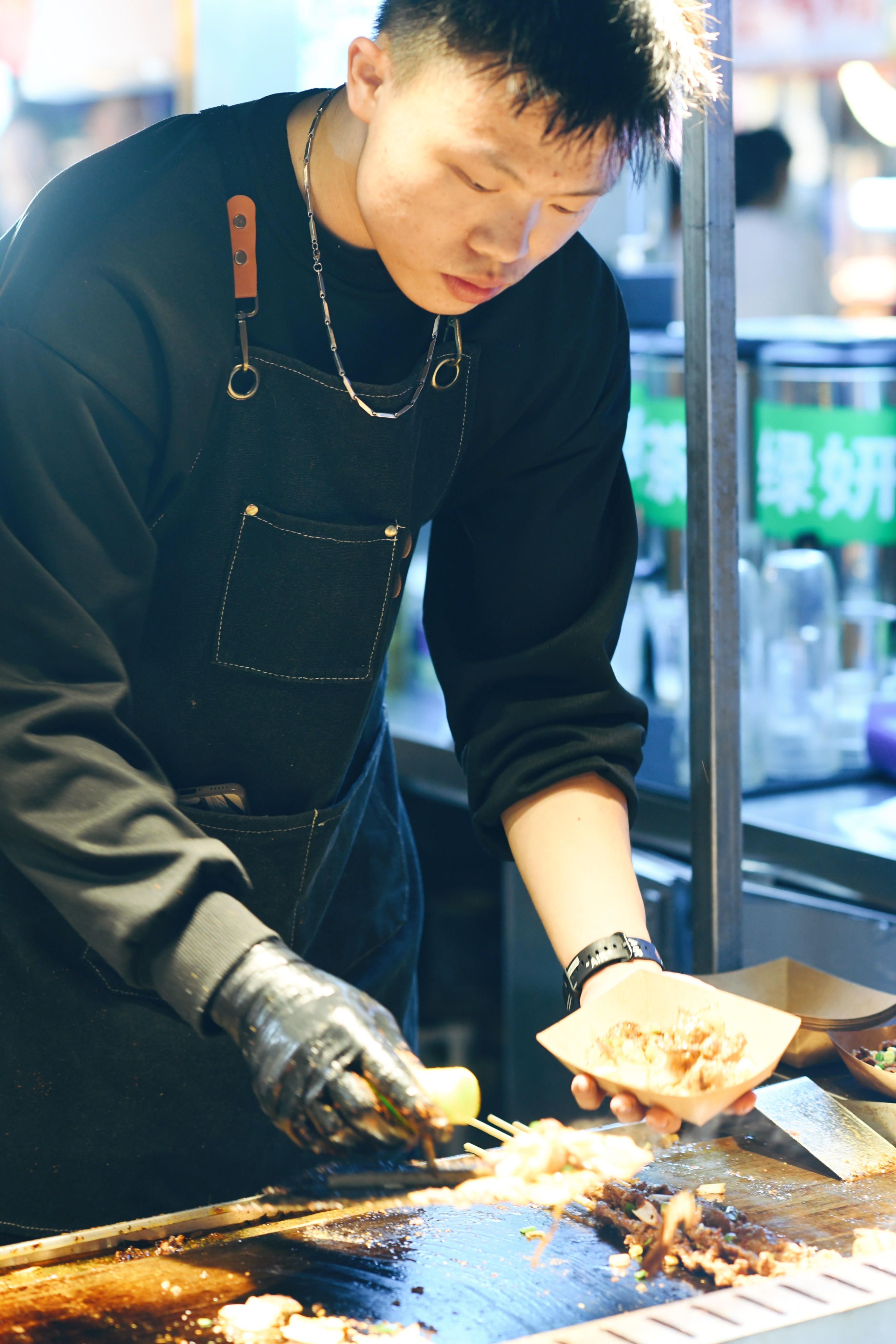 民心佳园夜市最火的是谁,最新的民心佳园夜市