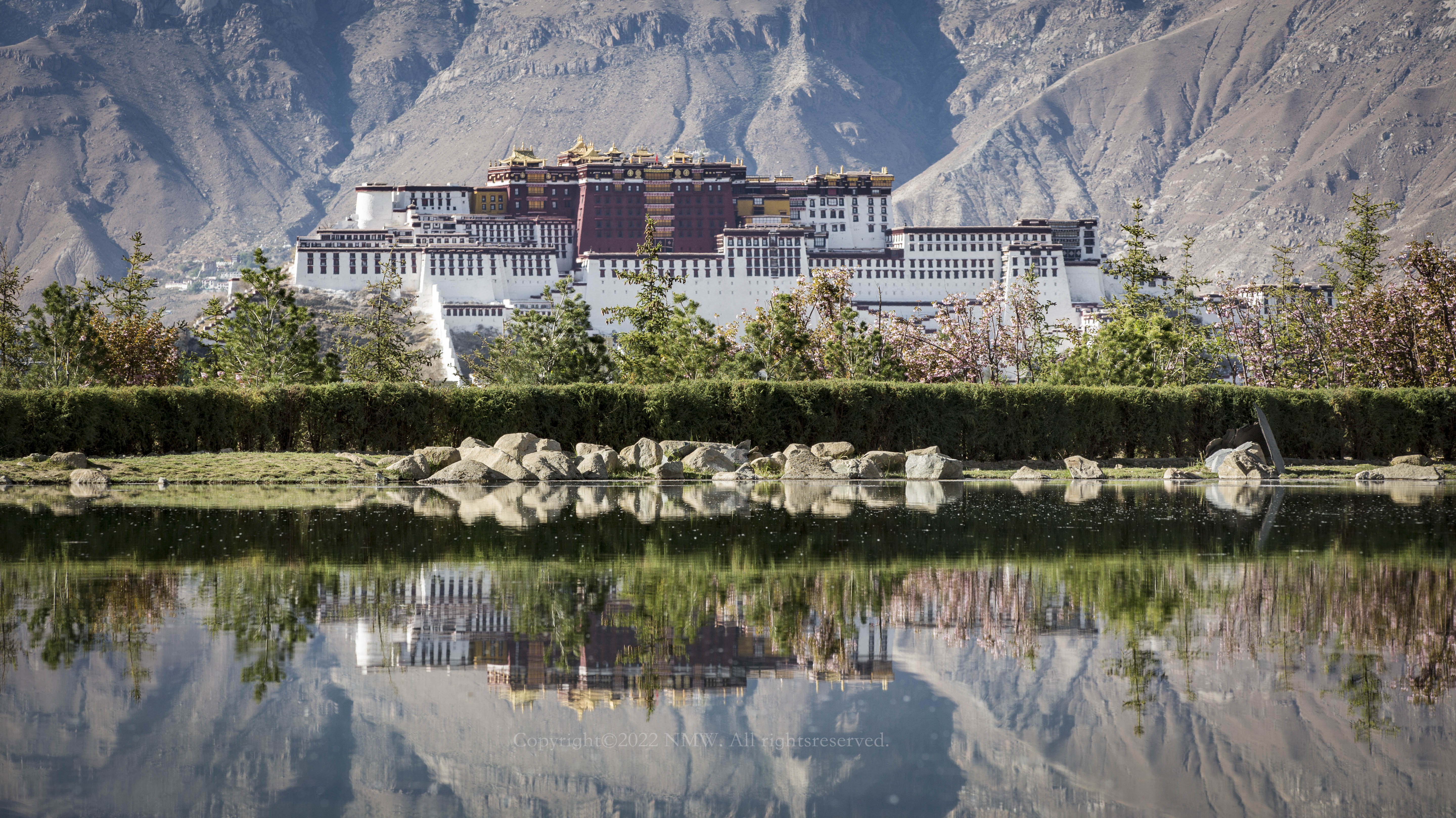 拍摄布达拉宫全景的最佳位置,拍摄布达拉宫最佳的位置是哪里