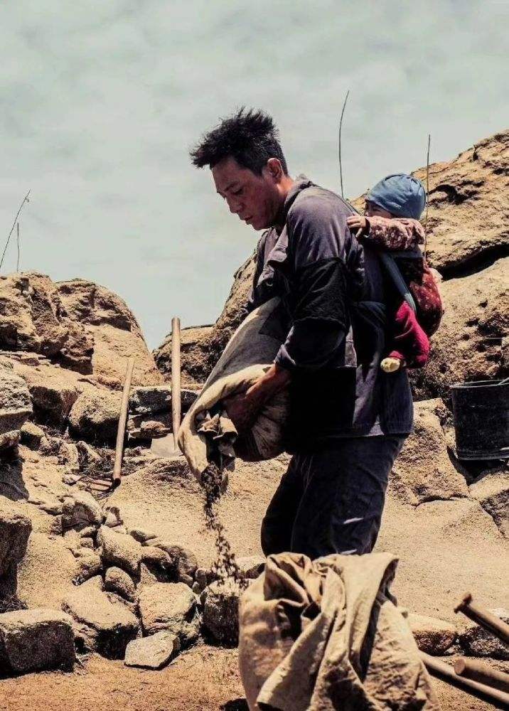 致敬夫妻坚守孤岛32年,夫妻独守孤岛三十二年