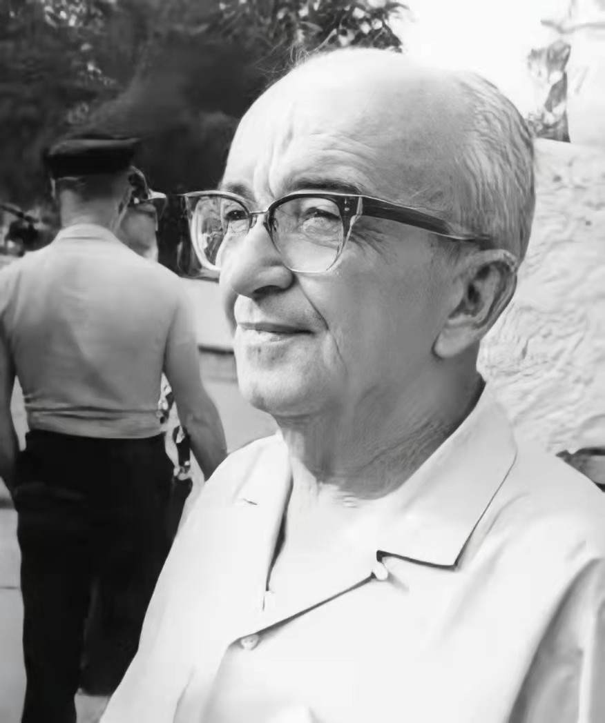 美国记者长津湖被志愿军俘虏，却靠拍照赚百万美元，成人生赢家