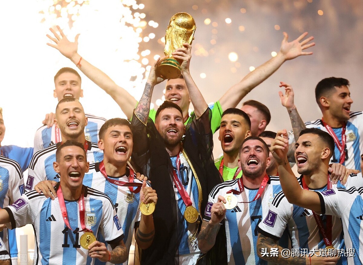 卡塔尔世界杯闭幕式逝去的诺言,卡塔尔世界杯闭幕式集锦