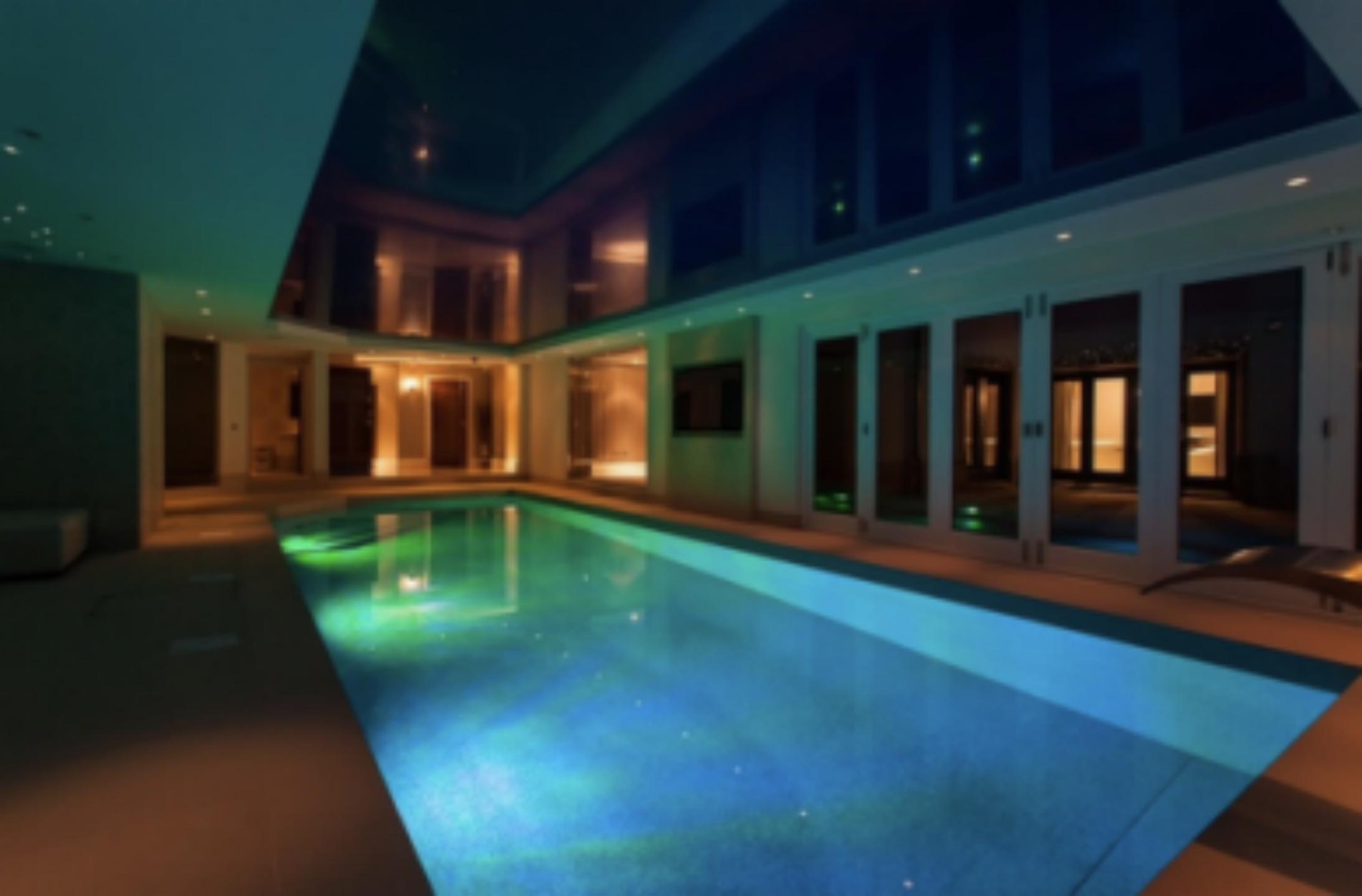 贝克汉姆和c罗谁有钱,贝克汉姆和c罗谁商业价值大