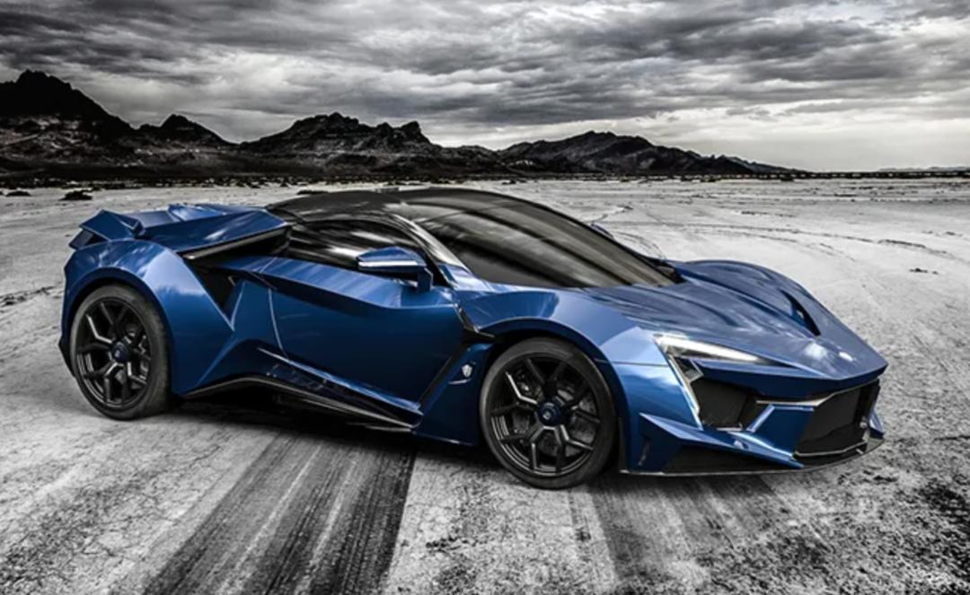 欧洲杯顶级球星的豪华座驾,盘点世界杯四大顶级球星的座驾