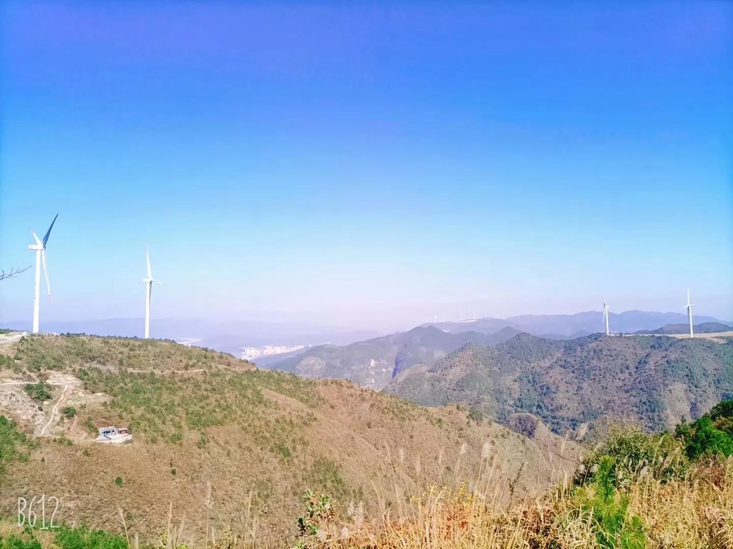 贵阳自驾阿西里西大草原,贵阳龙里大草原