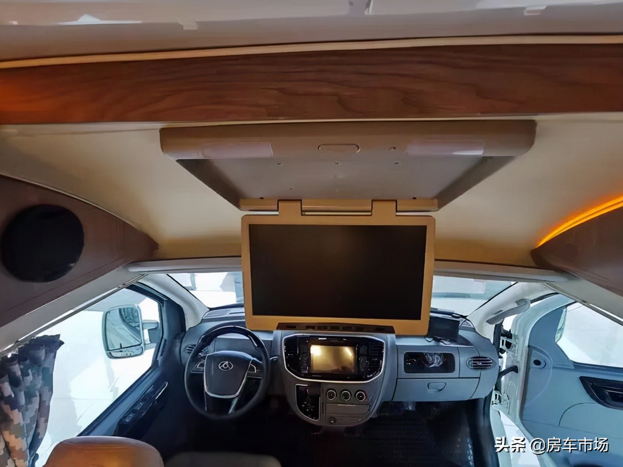 无中门大通房车v80短轴中顶,大通v80无中门小房车