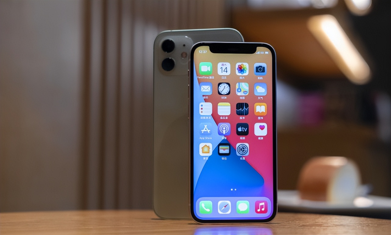 iphone为什么还坚持小屏幕,iphone小屏使用感受