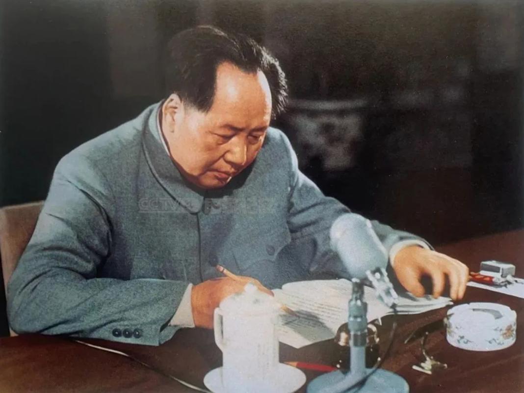 129年了，今天，一起缅怀伟人毛*东泽**！