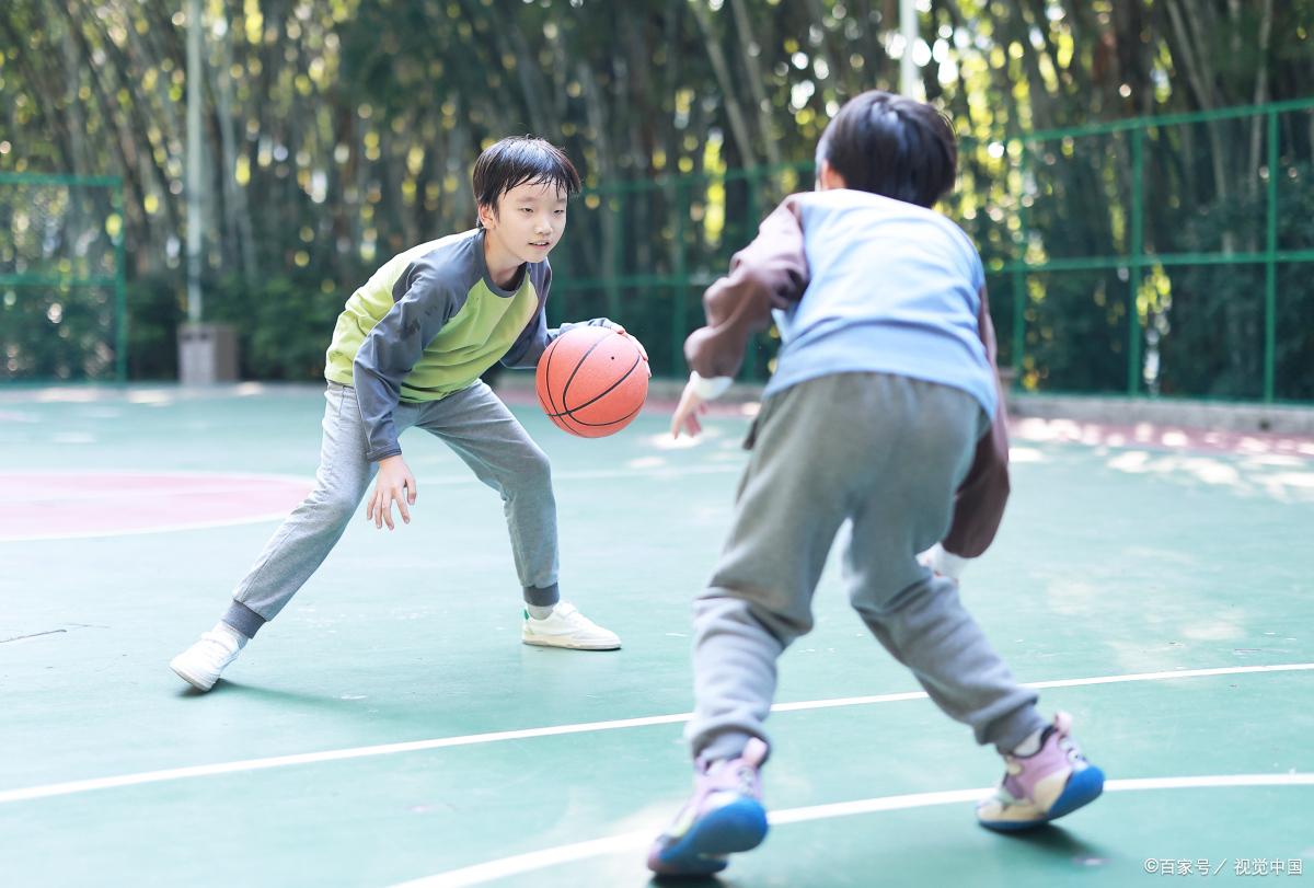 男孩子做什么运动怎么样才能长高,骨龄14男孩运动还能长高吗