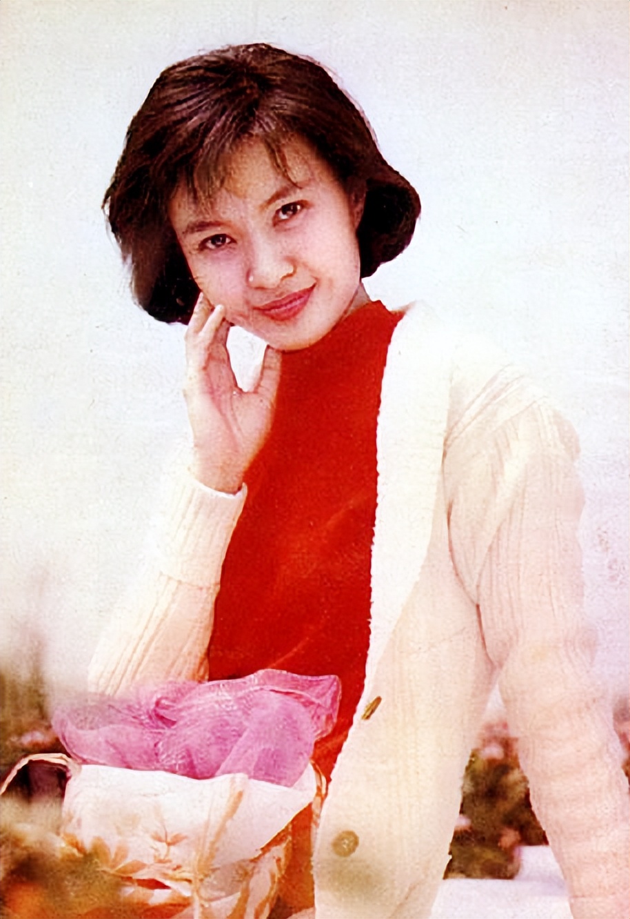 内地8对“影视姐妹花”：一样的美丽有名，命运却截然不同