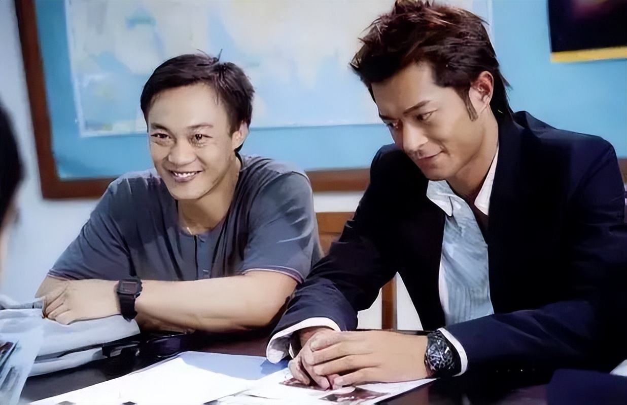 黄霑何以叫“不文霑”？他为《金鸡》《豪情》打下什么样黄底子？