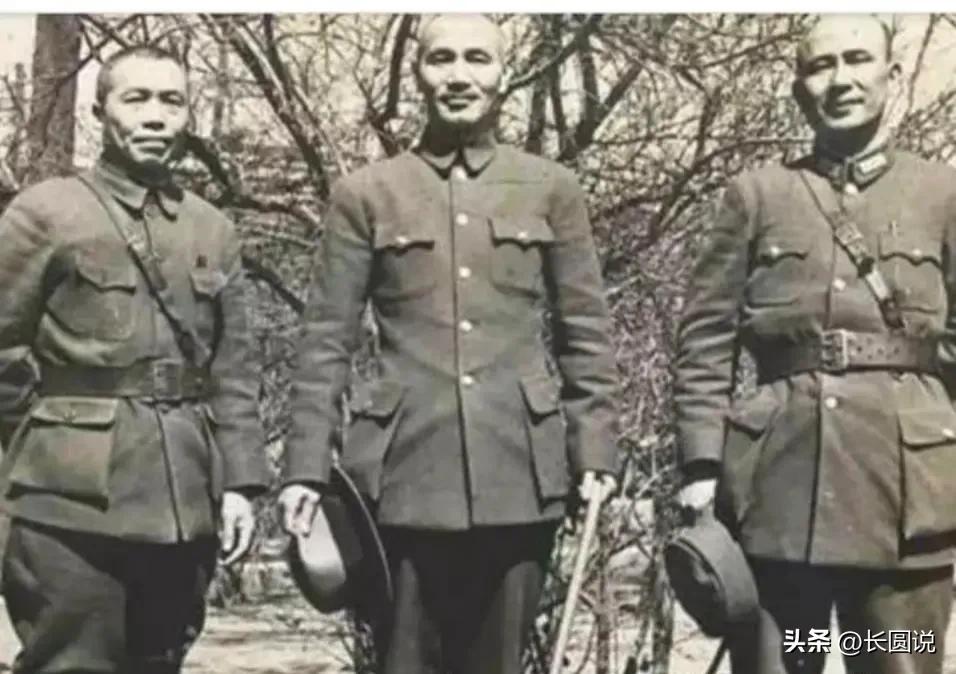 一首诗词背后的故事：毛*东泽**的《清平乐·蒋桂战争》