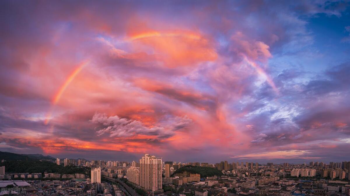 穷人是不配在社会上生活吗?为什么专家学者总喜欢针对穷人?