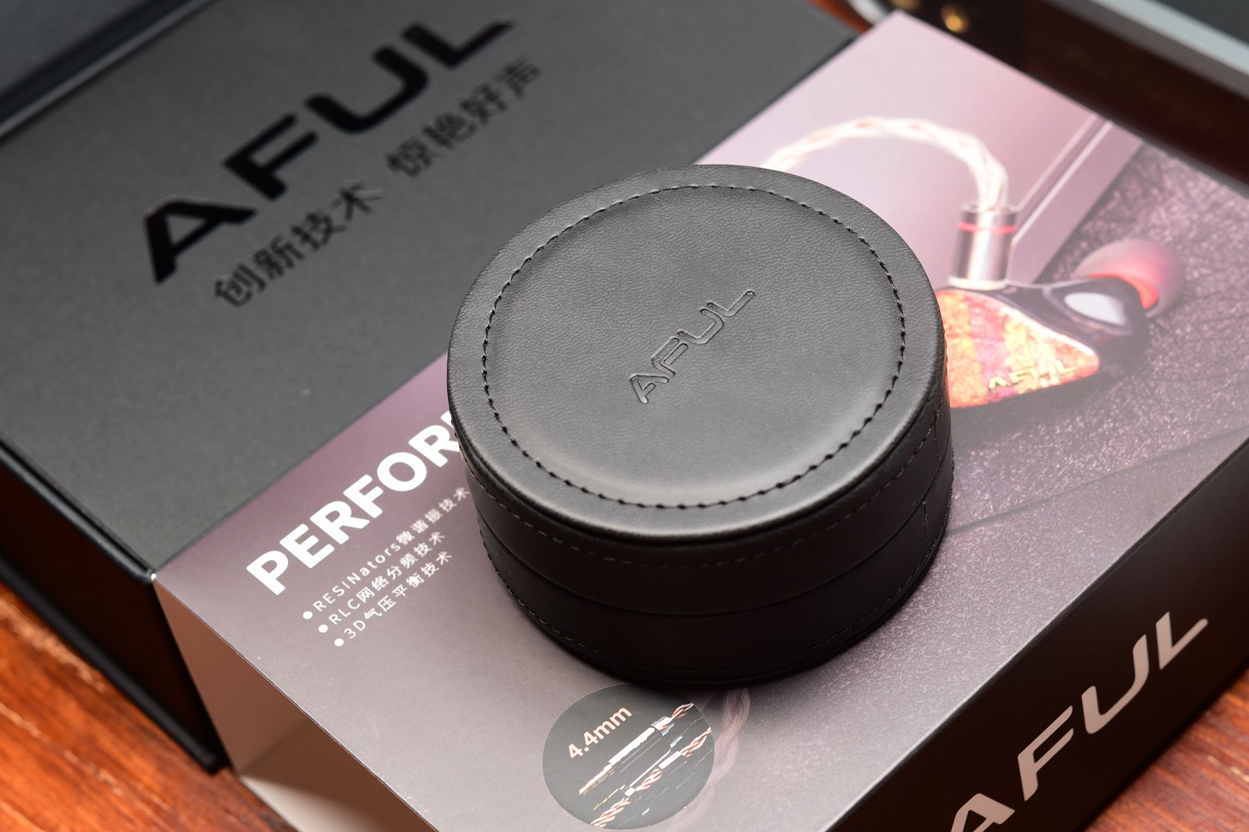 淡而不素方能宁静以致远，国产黑马级耳机品牌AFULP8试听