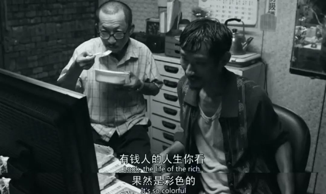 草根网红辛酸往事：三个中国精神病人，和炒红她们的幕后大神