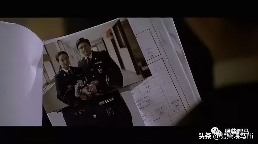 新世界丁青和李子成打天下的时候,新世界丁青李子成冲出来挡住车