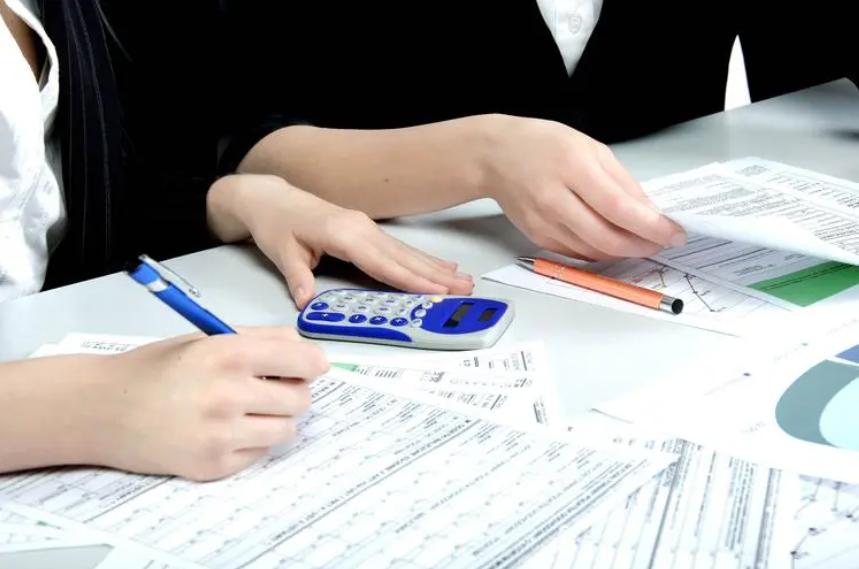 衡水市财务公司看过来，与企服福一起踏上财务新“钱程”