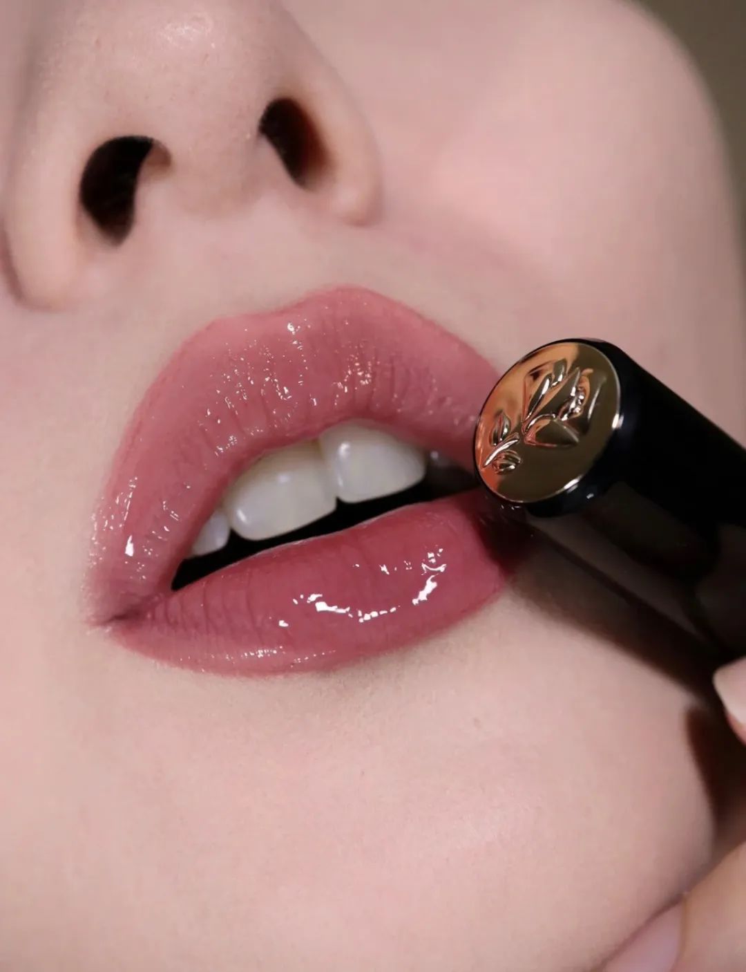 低饱和度嫩粉口红,粉粉嫩嫩的口红学生