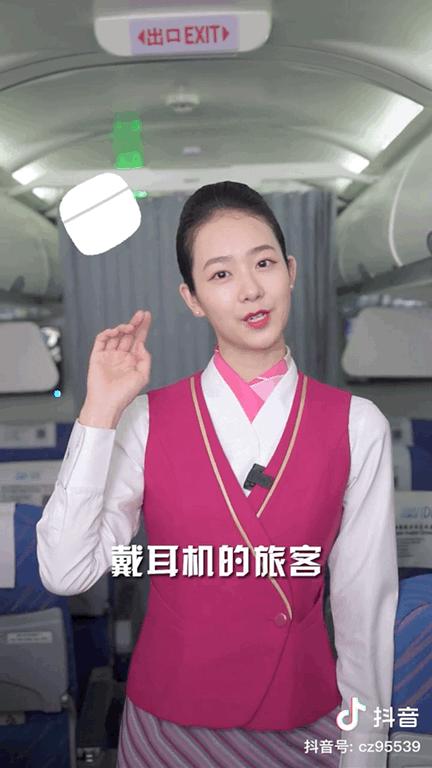 两个月大的军犬巡逻,两个月大的狗狗训犬