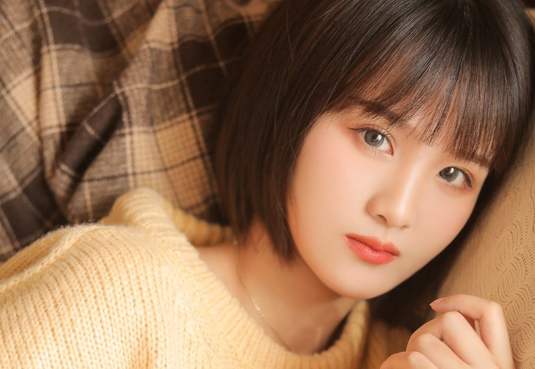 怎么追性格内向没谈过恋爱的女生,很内向的不爱说话的女孩子怎么追