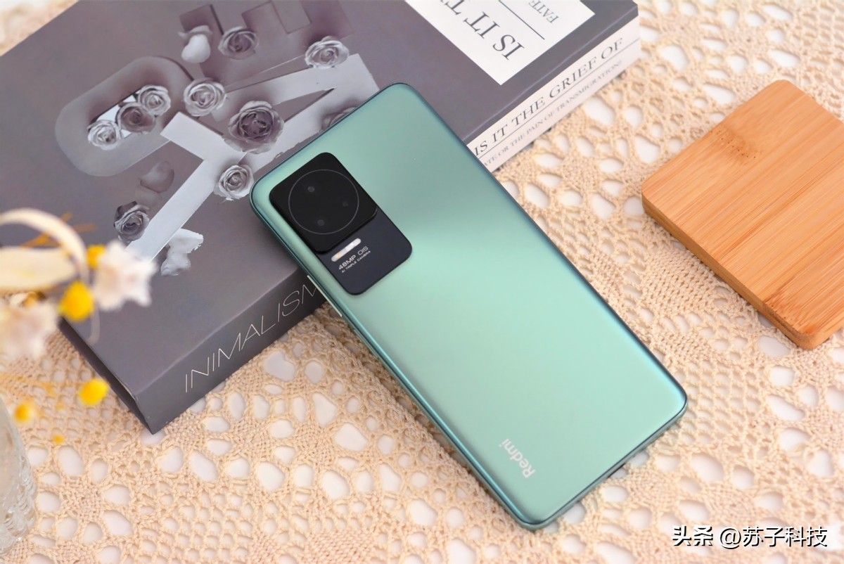 仅1899元！天玑8100+2K三星屏+5500mAh，千元“水桶机”