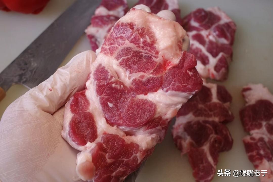 买肉的内行人,猪肉的选购和部位认识