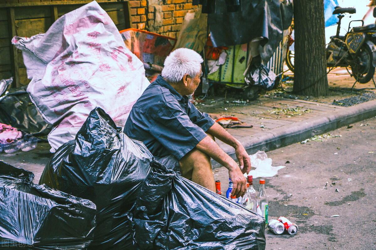 丁克人晚年会后悔吗,60岁丁克晚年生活