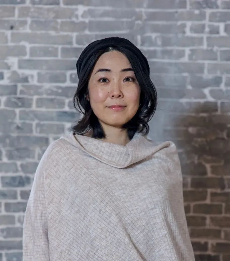 拿起画笔的日本新女性|「她力量」天趣全球女性当代艺术展2022