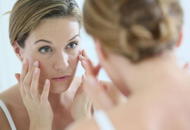 雌激素旺盛的女性会有什么问题,雌激素旺盛的女性有哪些表现