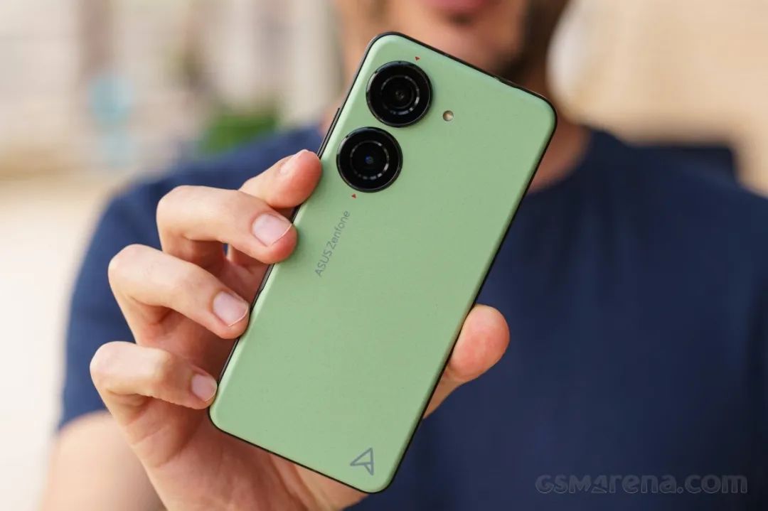 华硕与索尼是一样的牌子吗,索尼和华硕是一种型号嘛