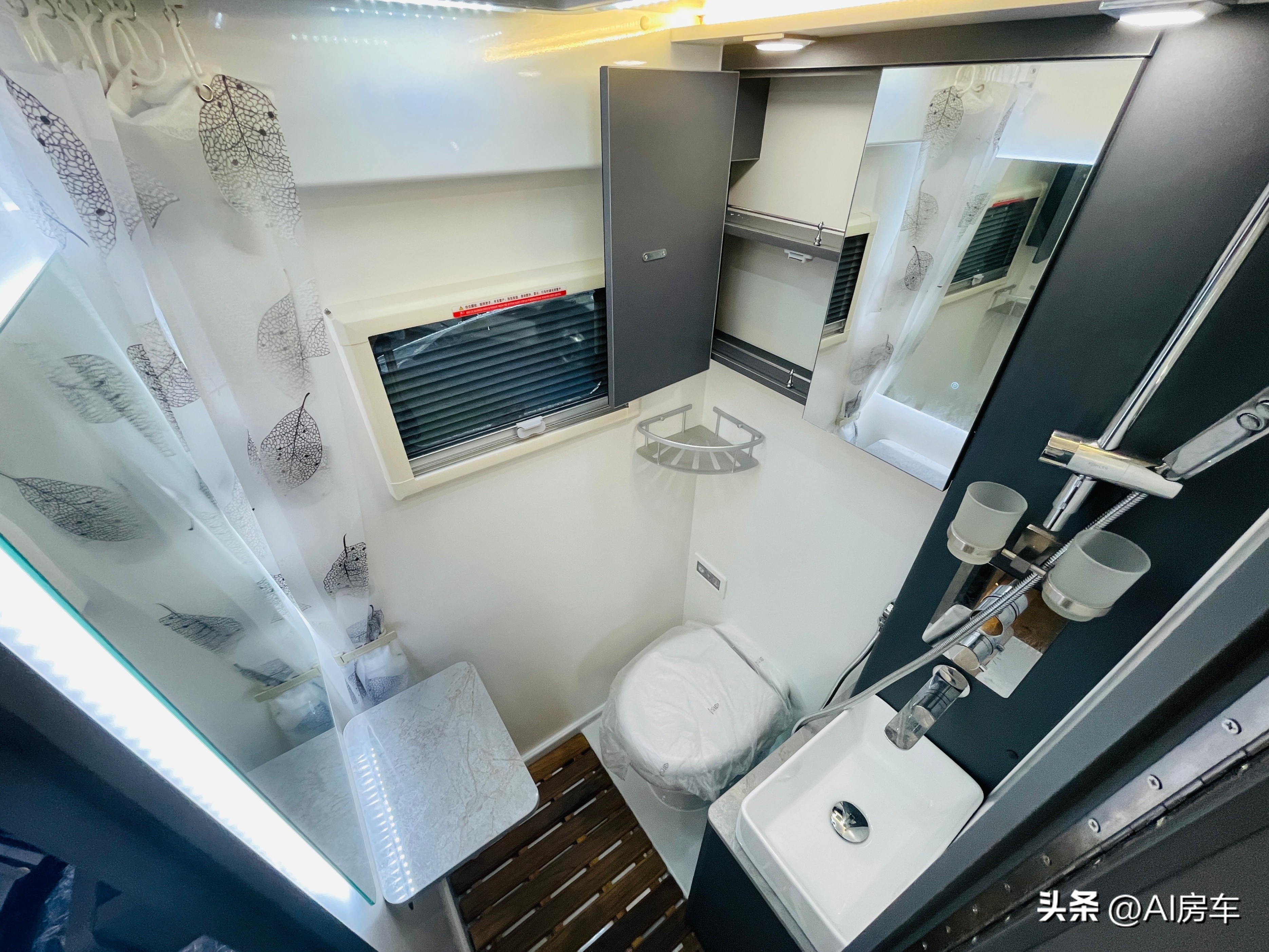 戴德E途SE双拓展房车,22款戴德e途plus双拓展房车