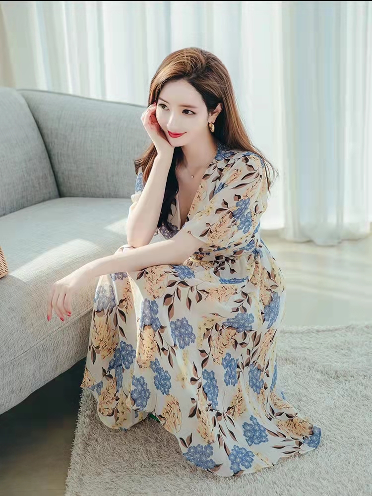 仙女碎花雪纺裙怎么穿出氛围感,夏天碎花裙穿搭大全照着穿不出错