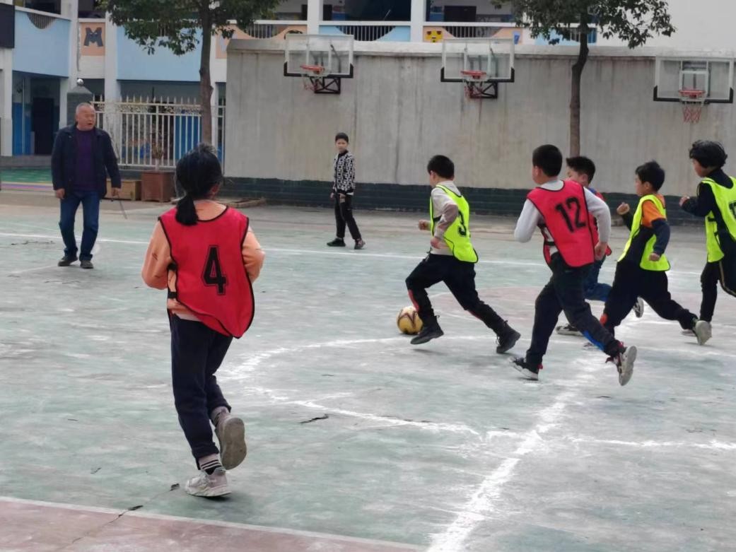 剑阁县开封中学足球比赛,全国青少年校园足球联赛开封