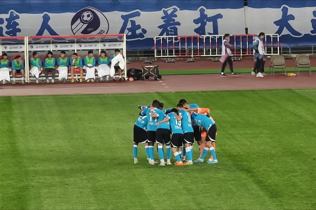 谢晖赛后大连人,谢晖大连人巅峰时刻