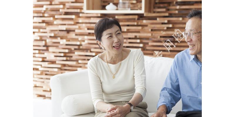 不给我弟买房,不给我弟弟买房子就离婚