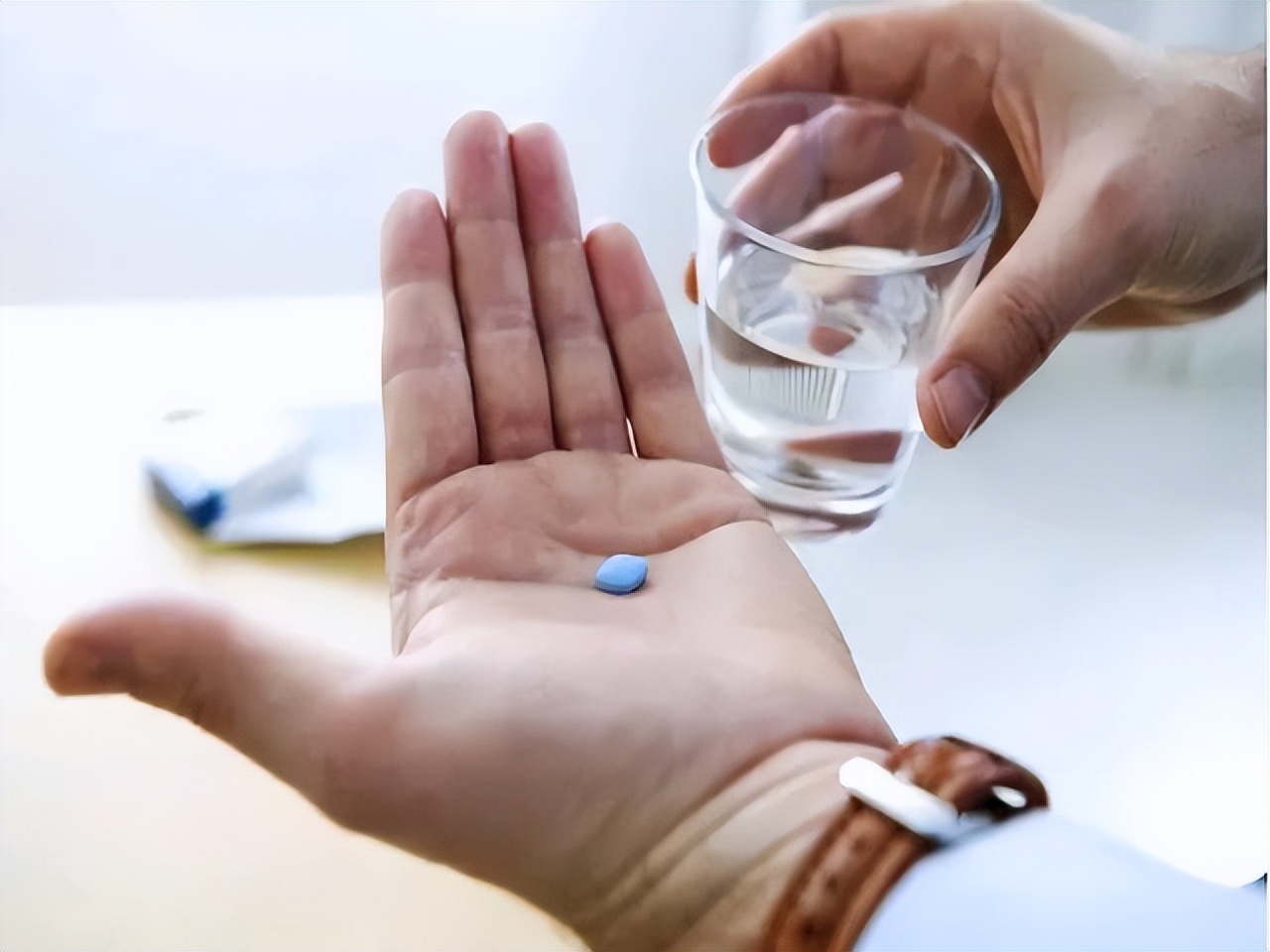 西地那非多少钱一片怎样使用,西地那非一片多少克