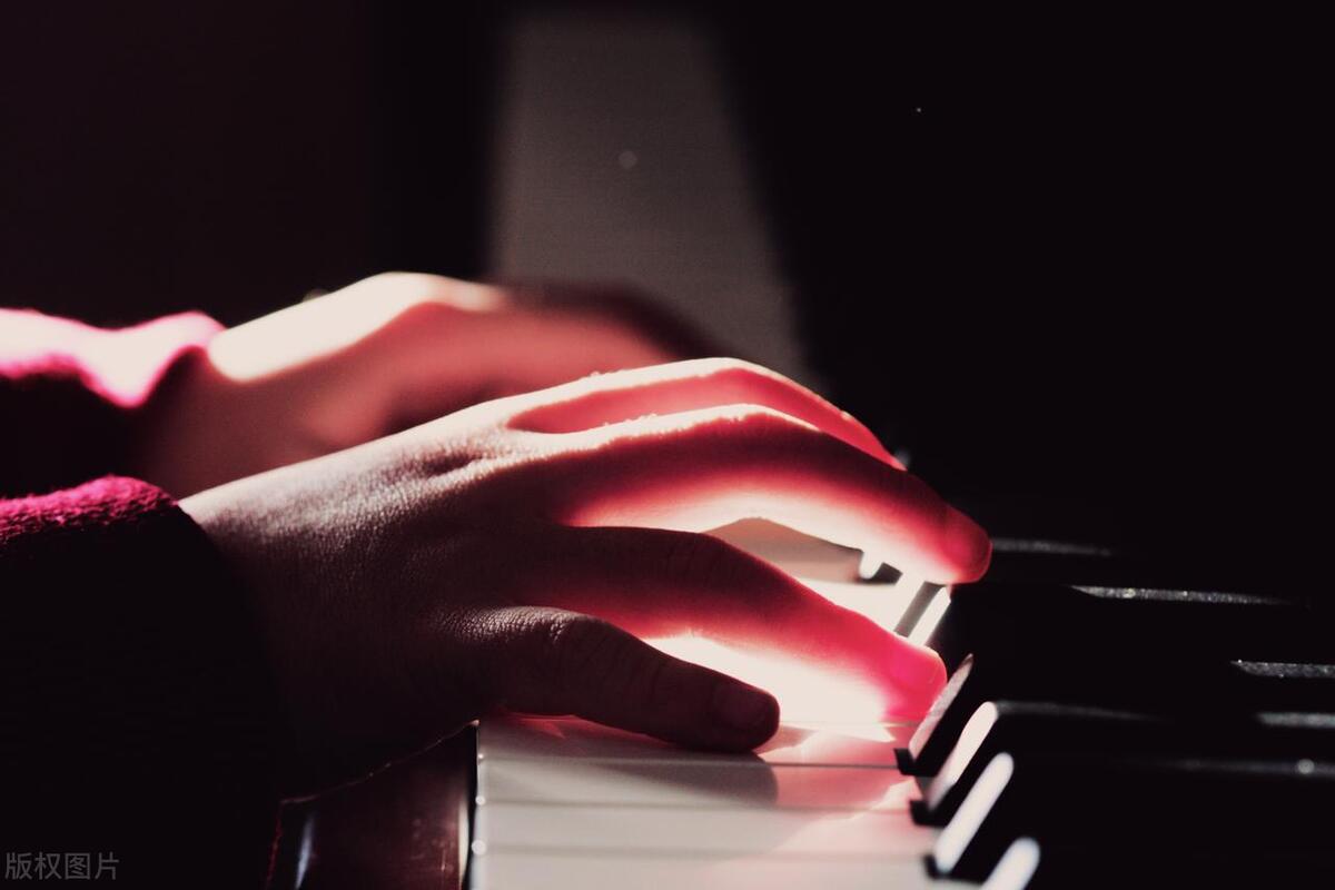 crawzer电钢琴是什么牌子,艺考生买什么电钢琴好