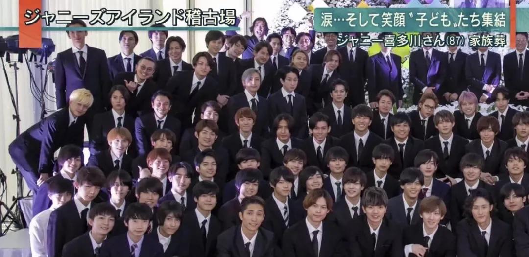 男团教父性侵无数男艺人，逼注射雌激素，死后竟被当伟人！！！