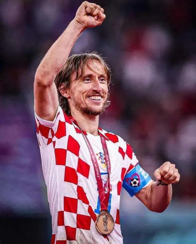 卡塔尔国家队历史最佳阵容,卡塔尔世界杯最佳阵容排名