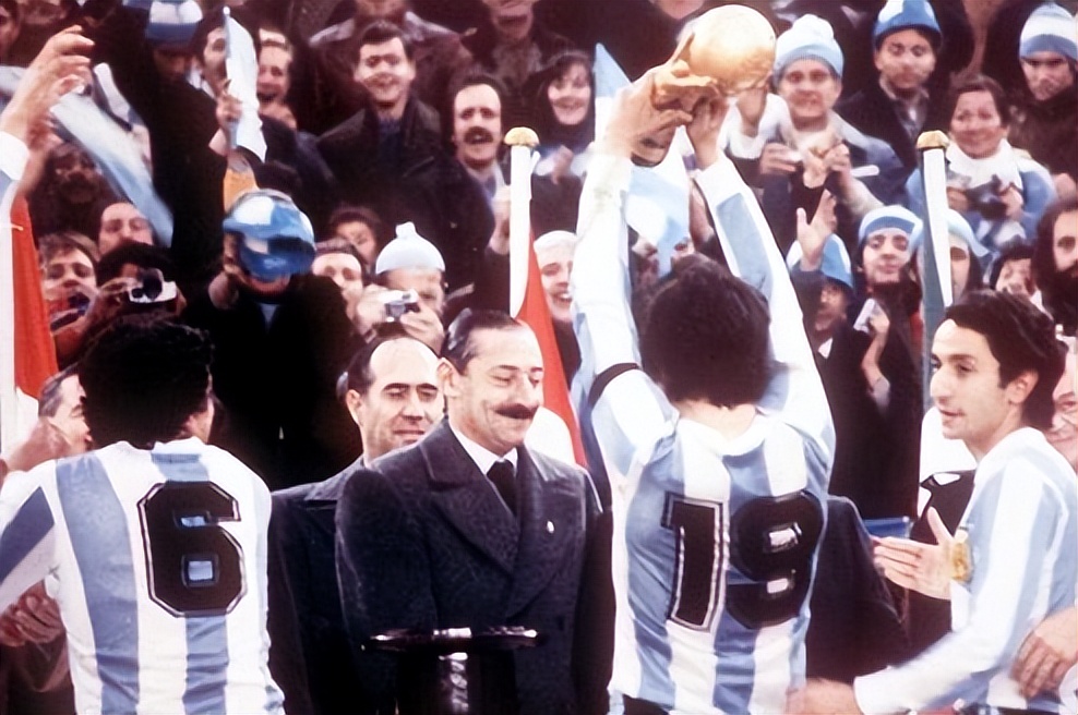 别傻了，不管你买哪支球队赢“*彩博**公司”都稳赚