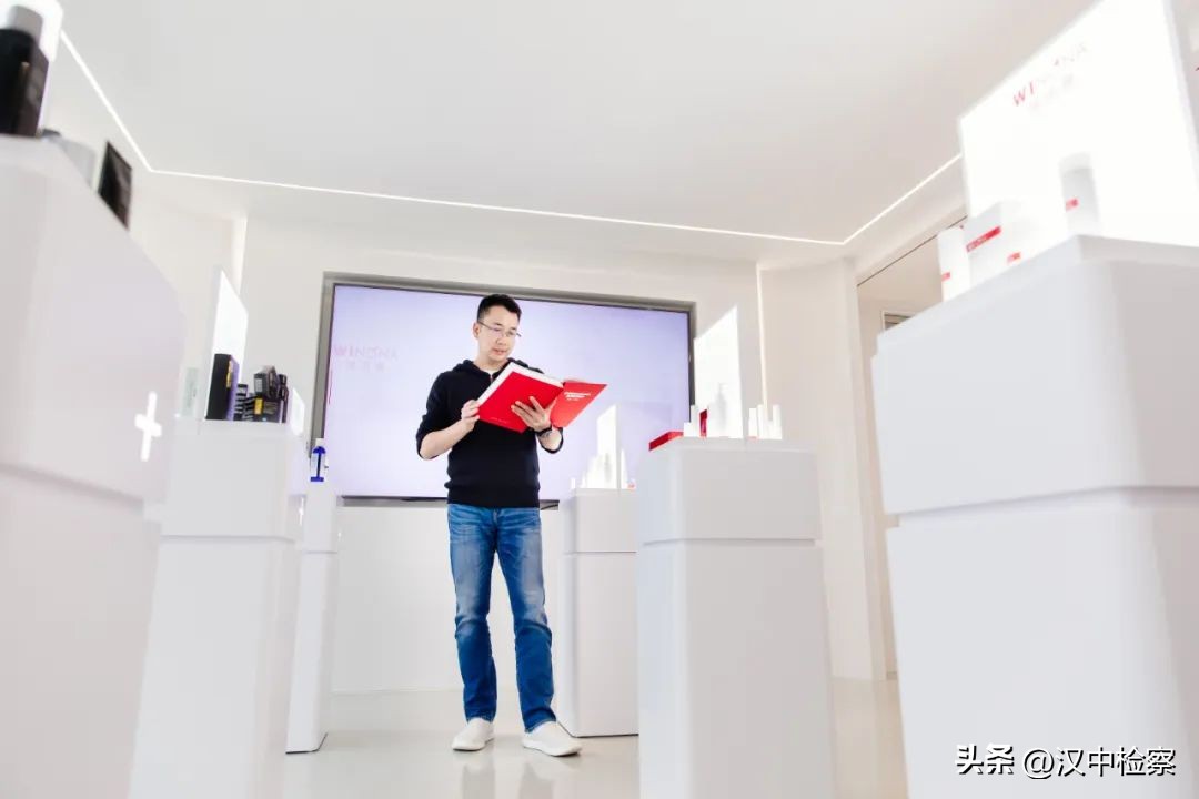 双十一美妆营销现状调研,2018美妆国货双十一天猫第一