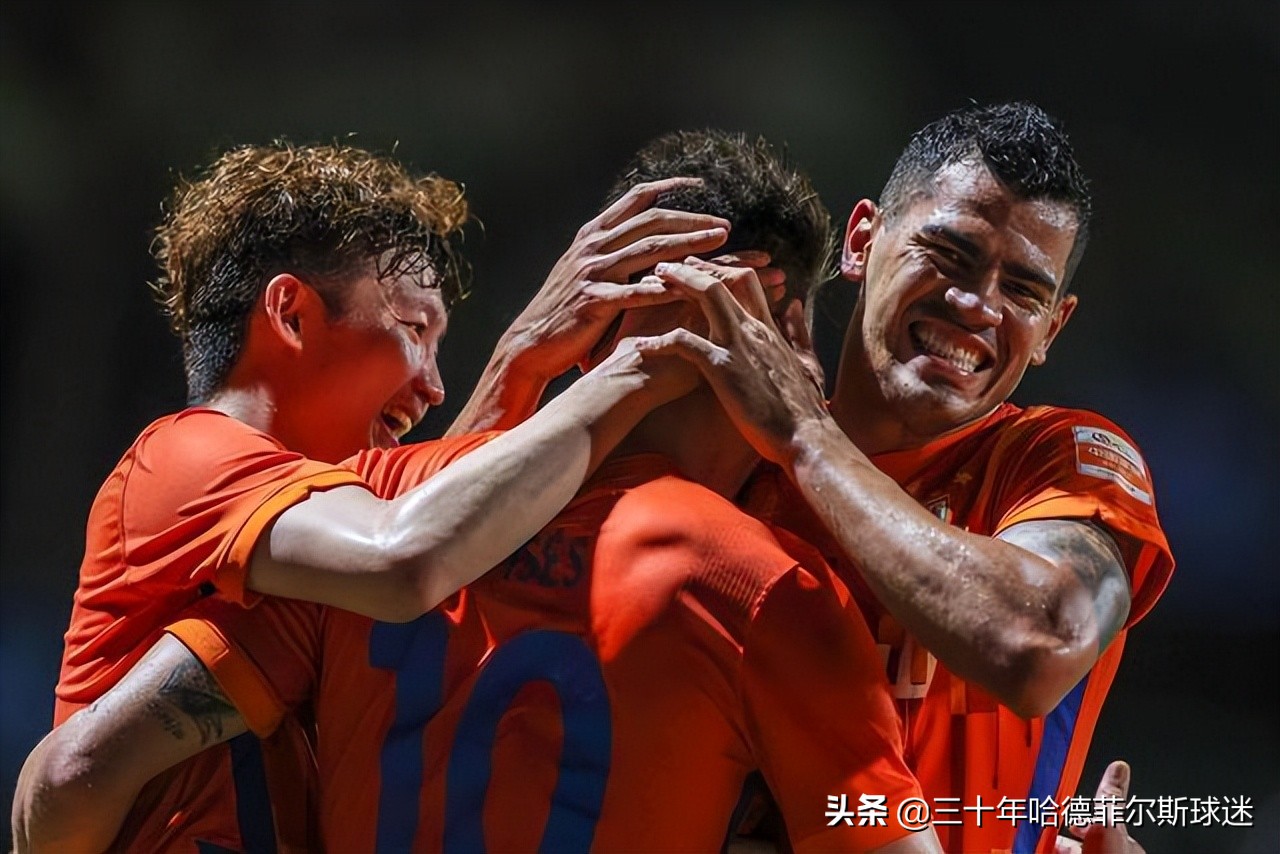 长春亚泰守门员失误视频,山东泰山4-2长春亚泰赛后点评