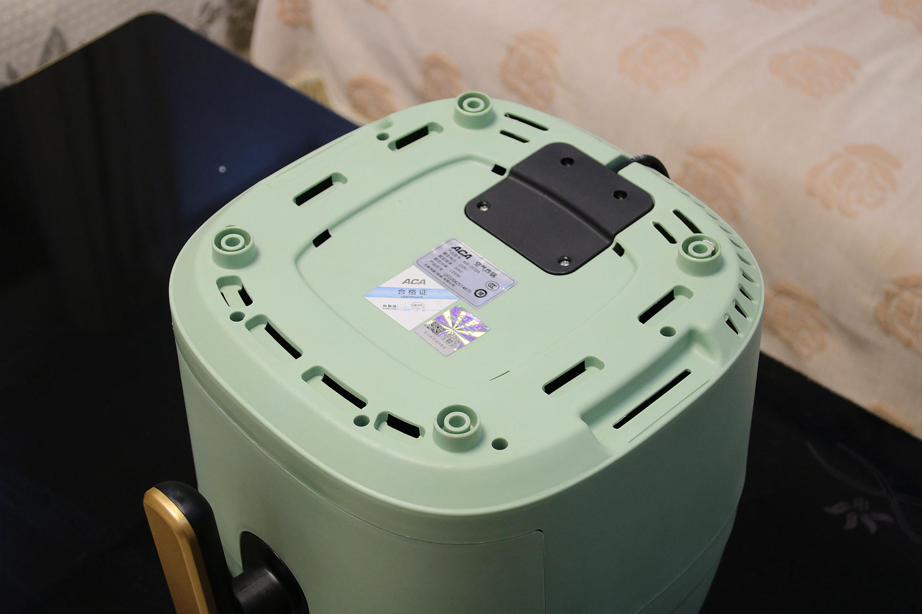 aca空气炸锅第一次使用教程,aca空气炸锅使用方法