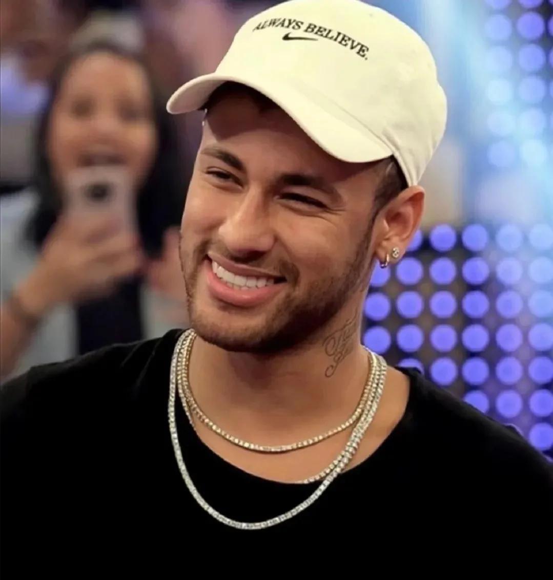 内马尔球技为什么被针对,内马尔的球技到底有多厉害