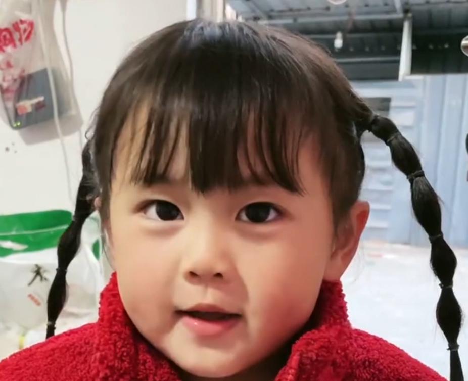 妮妮工厂小员工,妮妮的真实妈妈