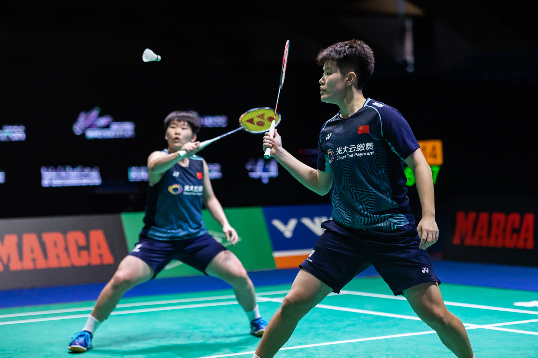 直播国羽女团vs日本何冰娇,国羽女双决赛失利