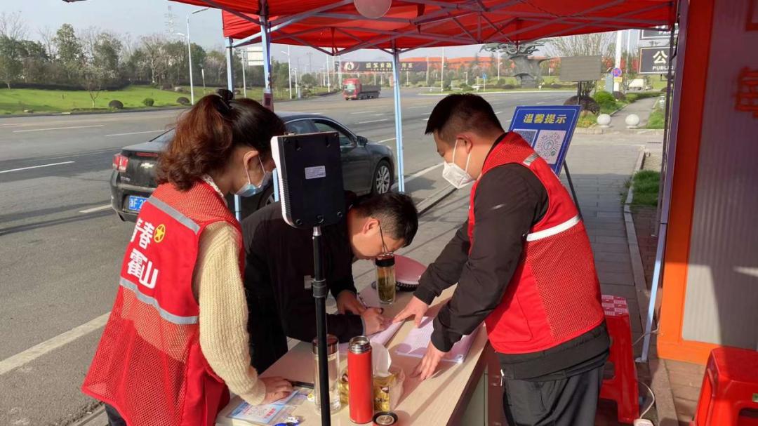 团圆抗疫战场,团聚青年同战疫