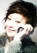 那英儿子高兴：被父亲抛弃留下阴影，母亲再婚后继父治愈他的半生