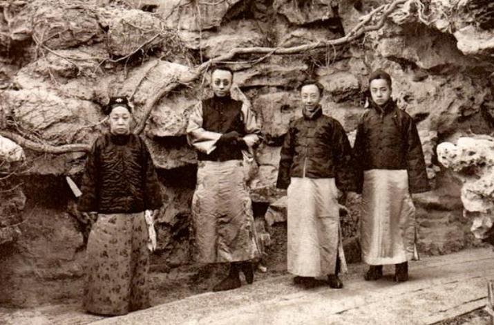 溥仪为什么会娶末代皇帝,末代皇帝溥仪为何一生不能生育